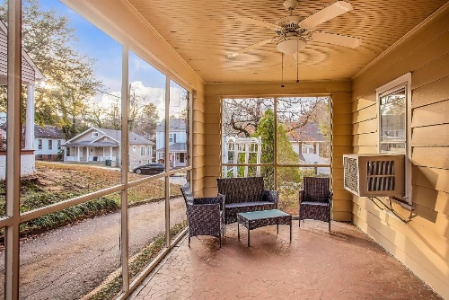 Hinsdale Manor image 19