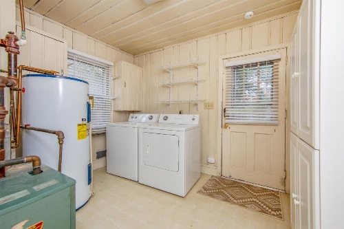 Hinsdale Manor image 7